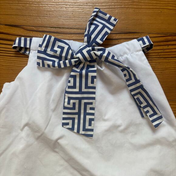Shrimp & Grits Kids white sleeveless navy geometric bow shirt SIZE 5 - Picture 2 of 5